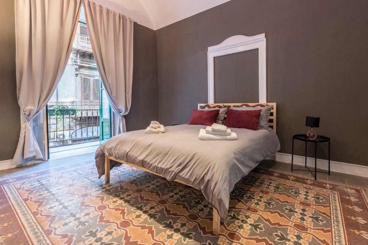 Qasr Beautiful In Apartment Palermo
